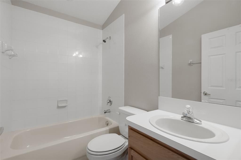 For Sale: $375,000 (3 beds, 2 baths, 1758 Square Feet)