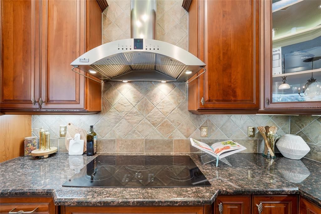 En Venta: $1,075,000 (4 camas, 4 baños, 4176 Pies cuadrados)