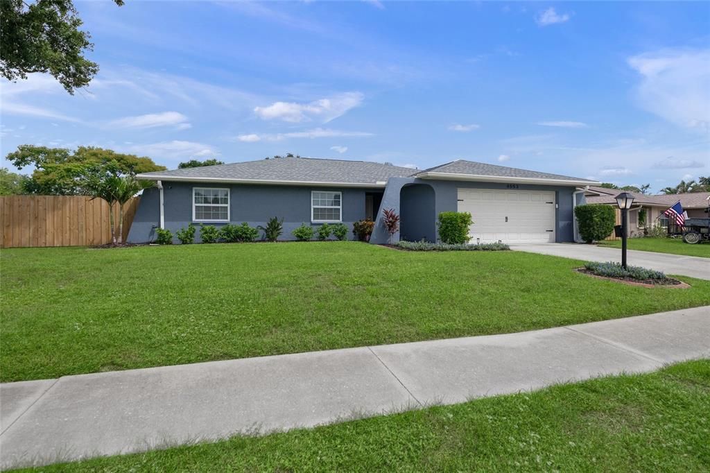 Activo con contrato: $445,000 (3 camas, 2 baños, 1513 Pies cuadrados)