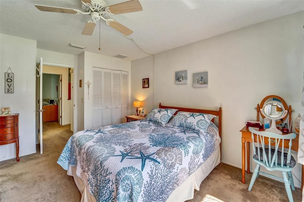 Activo con contrato: $164,900 (2 camas, 2 baños, 1087 Pies cuadrados)