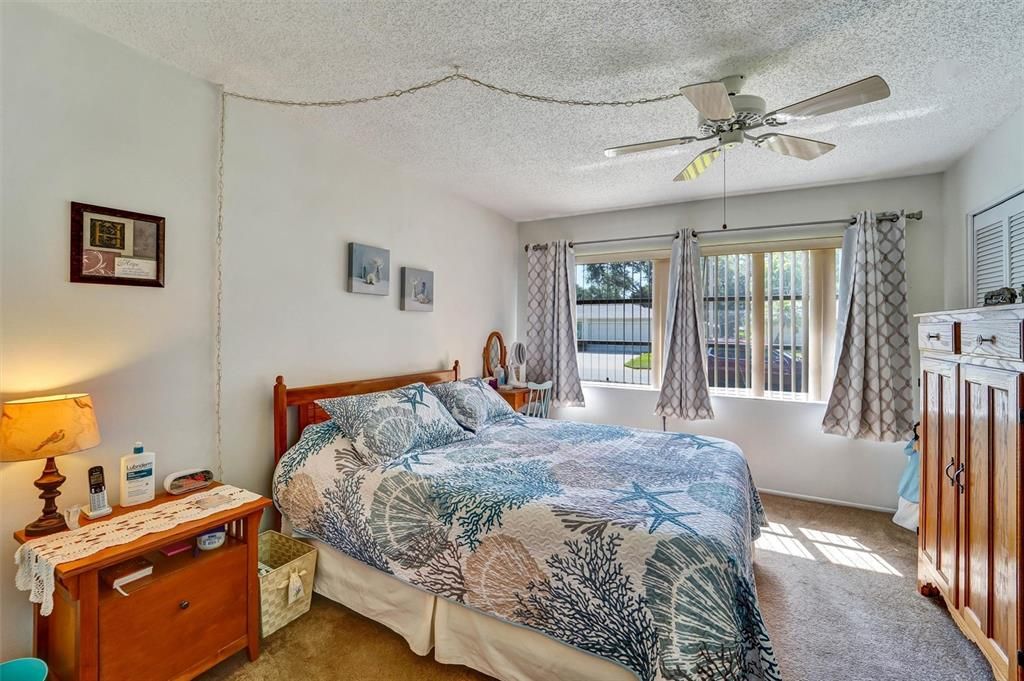 Activo con contrato: $164,900 (2 camas, 2 baños, 1087 Pies cuadrados)