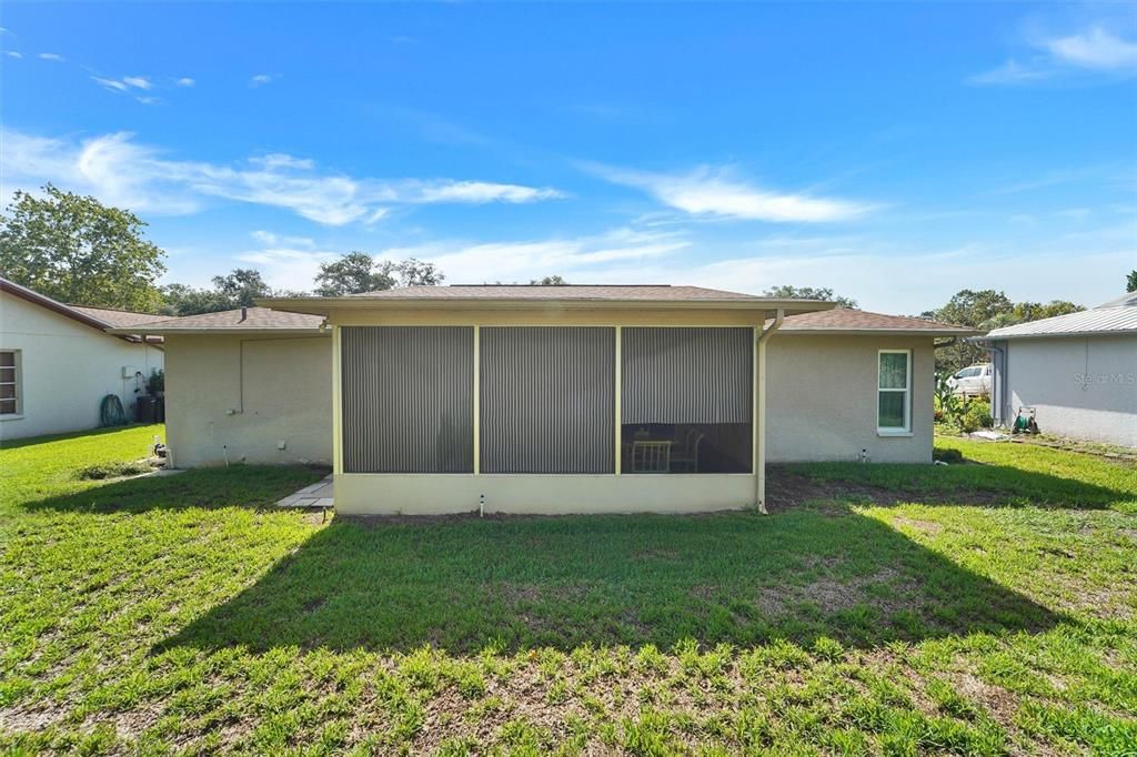 Activo con contrato: $164,900 (2 camas, 2 baños, 1087 Pies cuadrados)