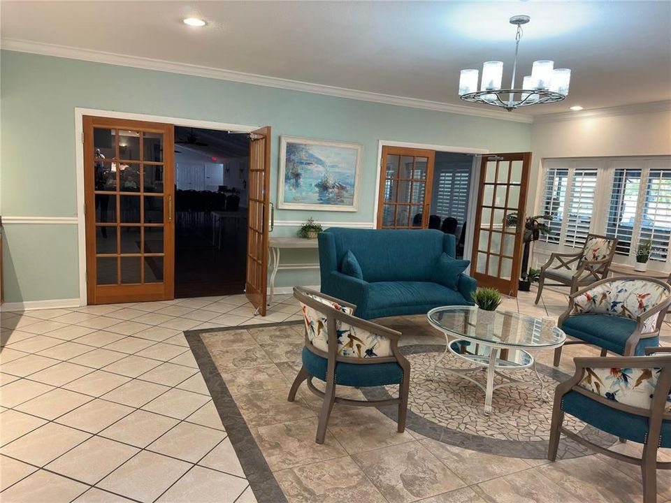 Activo con contrato: $164,900 (2 camas, 2 baños, 1087 Pies cuadrados)