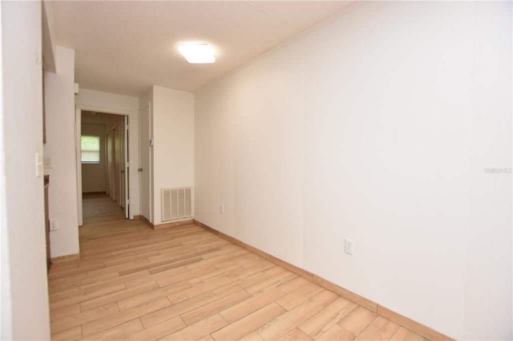 В аренду: $1,060 (1 спален, 1 ванн, 1000 Квадратных фут)