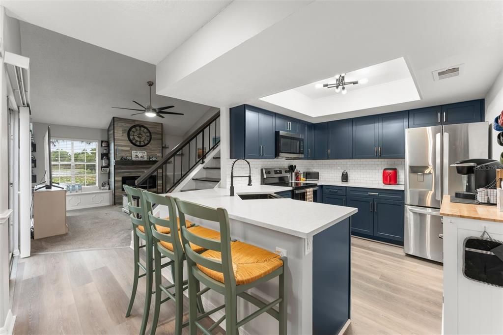 En Venta: $385,000 (3 camas, 3 baños, 1406 Pies cuadrados)