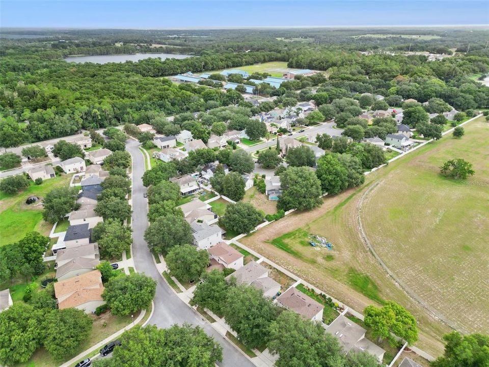 For Sale: $379,000 (4 beds, 3 baths, 2490 Square Feet)