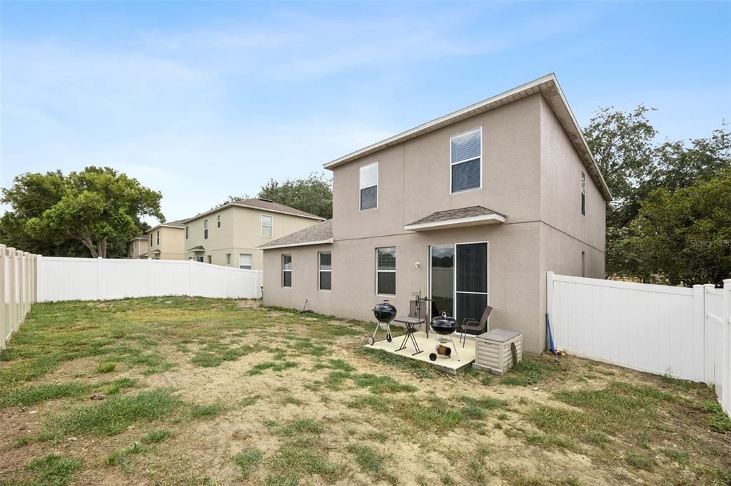 For Sale: $379,000 (4 beds, 3 baths, 2490 Square Feet)