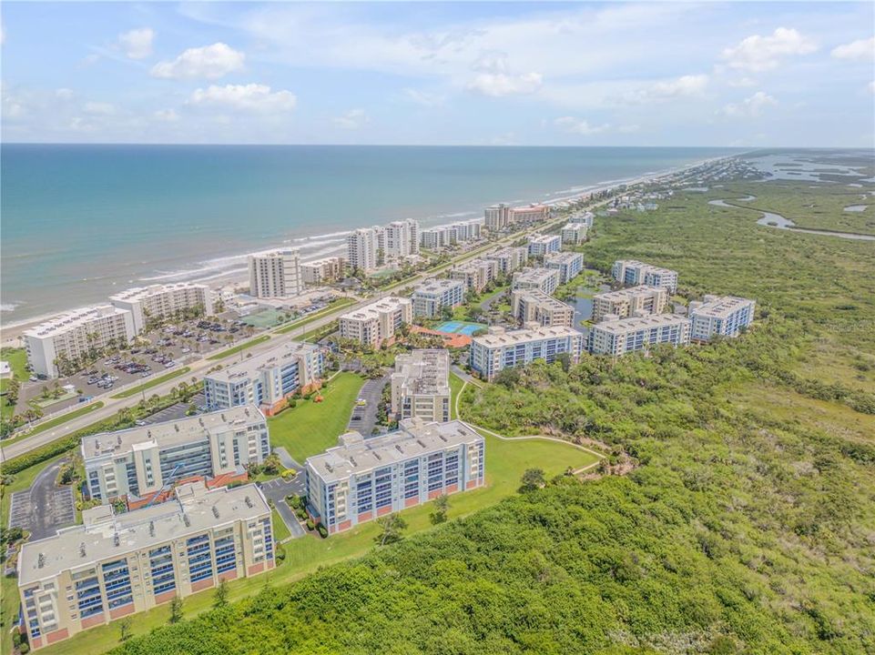 На продажу: $399,000 (2 спален, 2 ванн, 1260 Квадратных фут)