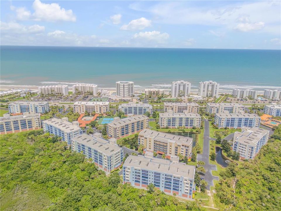На продажу: $399,000 (2 спален, 2 ванн, 1260 Квадратных фут)