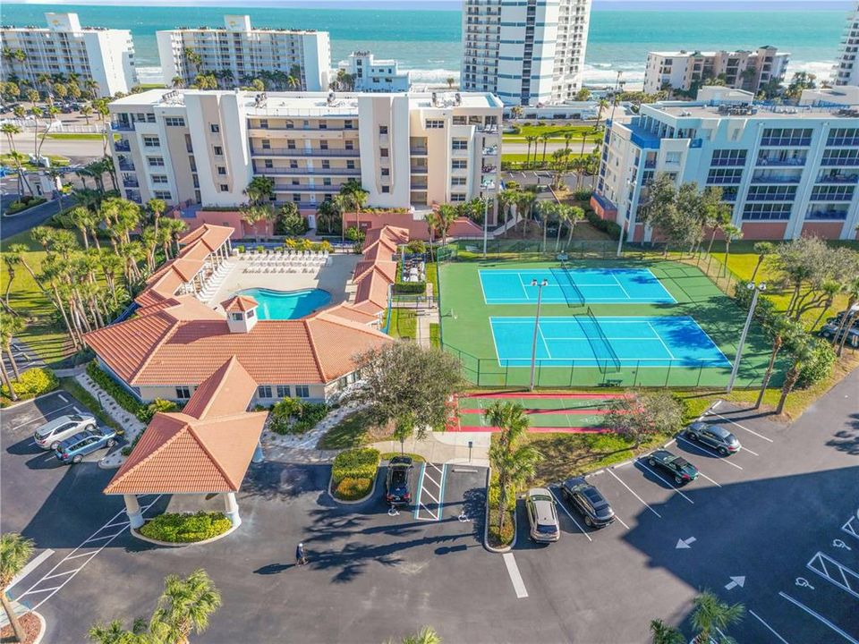 На продажу: $399,000 (2 спален, 2 ванн, 1260 Квадратных фут)