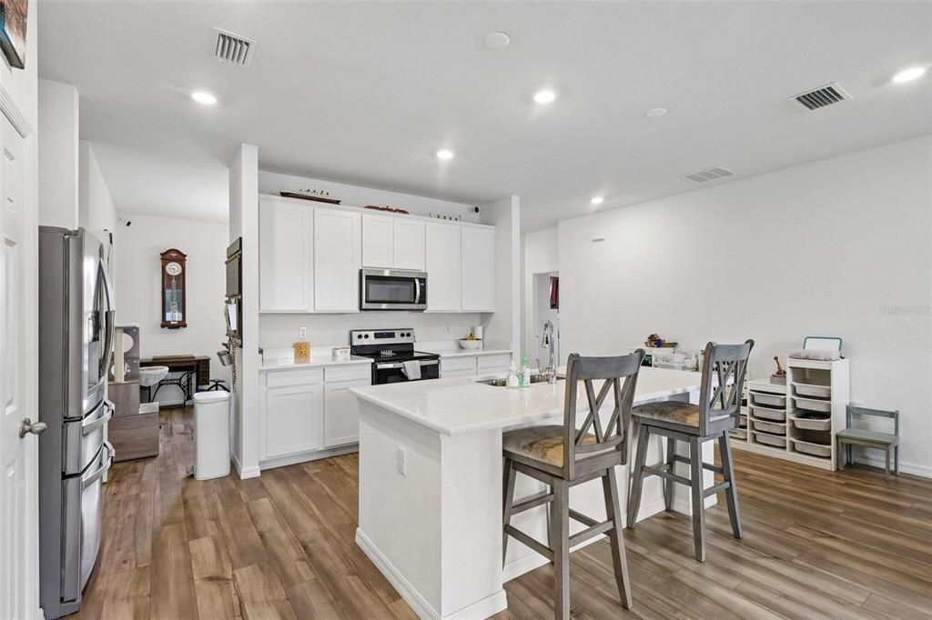 En Venta: $334,900 (4 camas, 2 baños, 1861 Pies cuadrados)