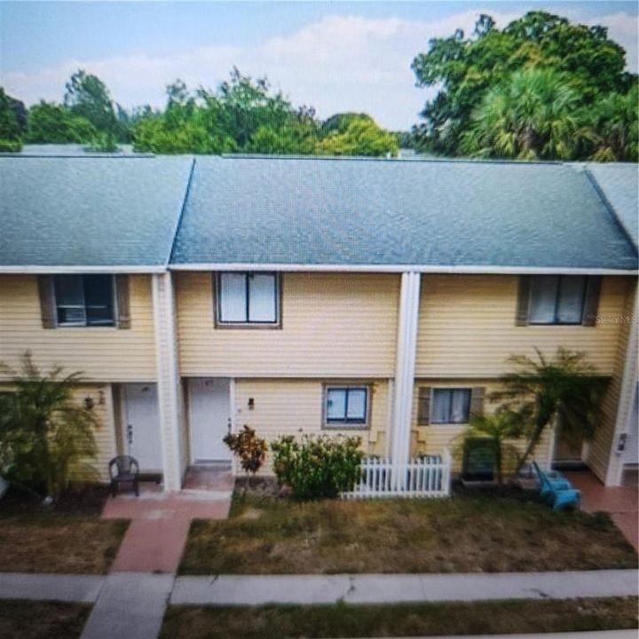 For Rent: $1,780 (2 beds, 1 baths, 1032 Square Feet)