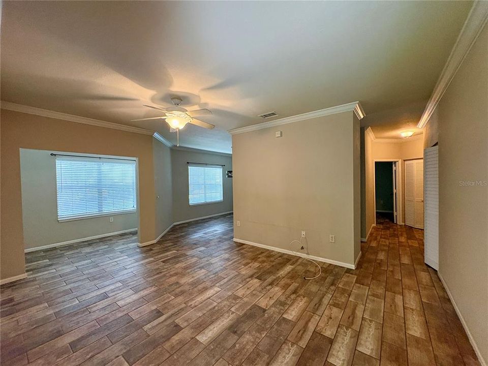 For Rent: $2,000 (2 beds, 2 baths, 1125 Square Feet)