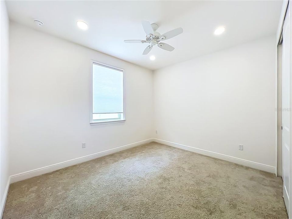 En Venta: $1,150,000 (5 camas, 4 baños, 3231 Pies cuadrados)