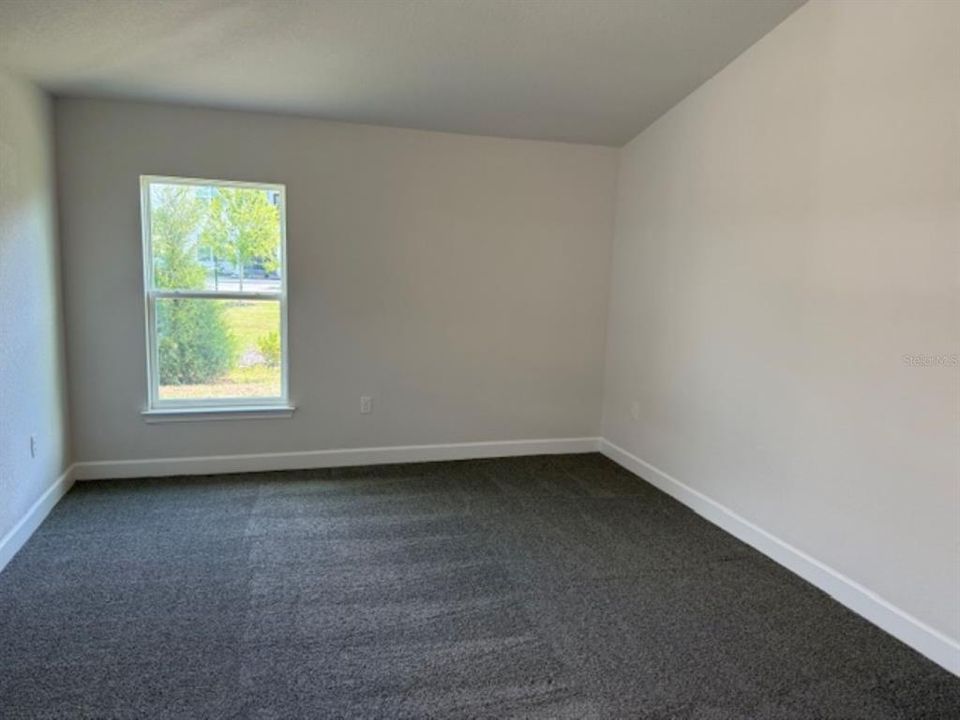 En Venta: $330,450 (4 camas, 2 baños, 1820 Pies cuadrados)
