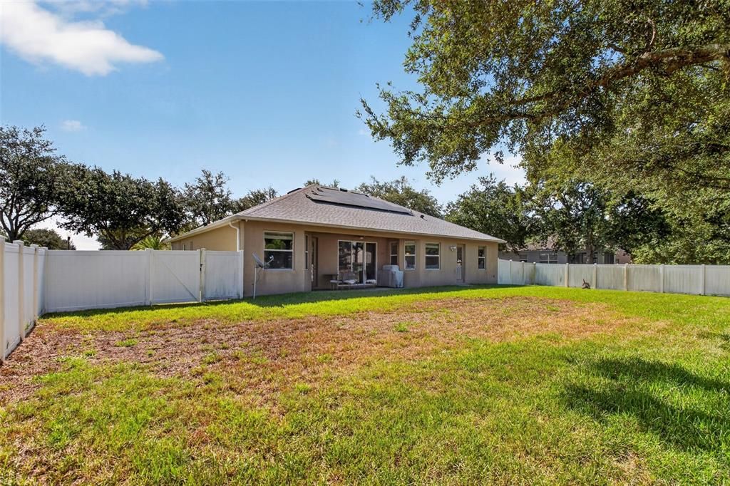 En Venta: $565,000 (4 camas, 3 baños, 2598 Pies cuadrados)