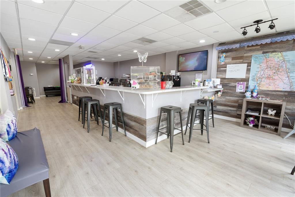 For Sale: $475,000 (0 beds, 0 baths, 4135 Square Feet)