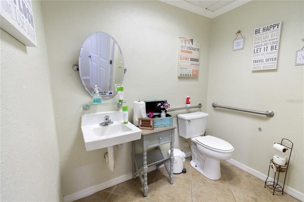 For Sale: $475,000 (0 beds, 0 baths, 4135 Square Feet)