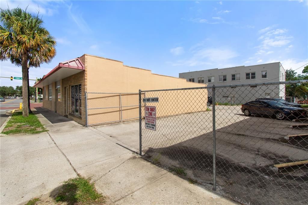 For Sale: $475,000 (0 beds, 0 baths, 4135 Square Feet)