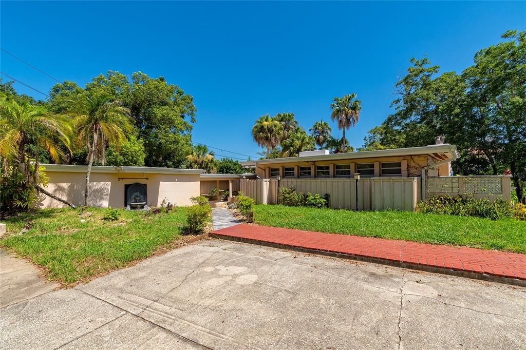 En Venta: $950,000 (3 camas, 3 baños, 2586 Pies cuadrados)