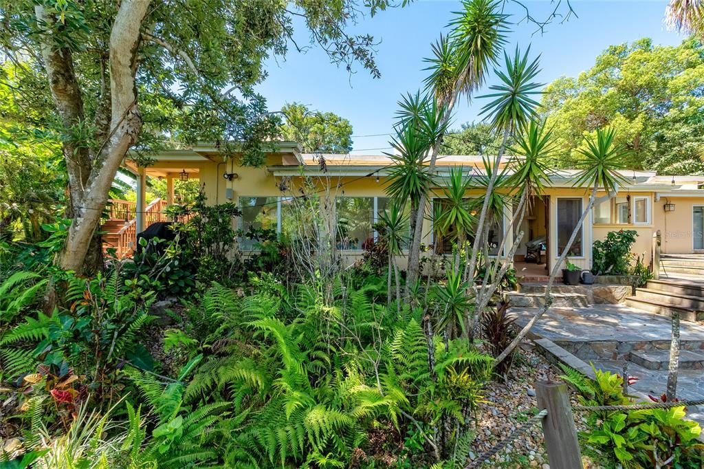 En Venta: $950,000 (3 camas, 3 baños, 2586 Pies cuadrados)