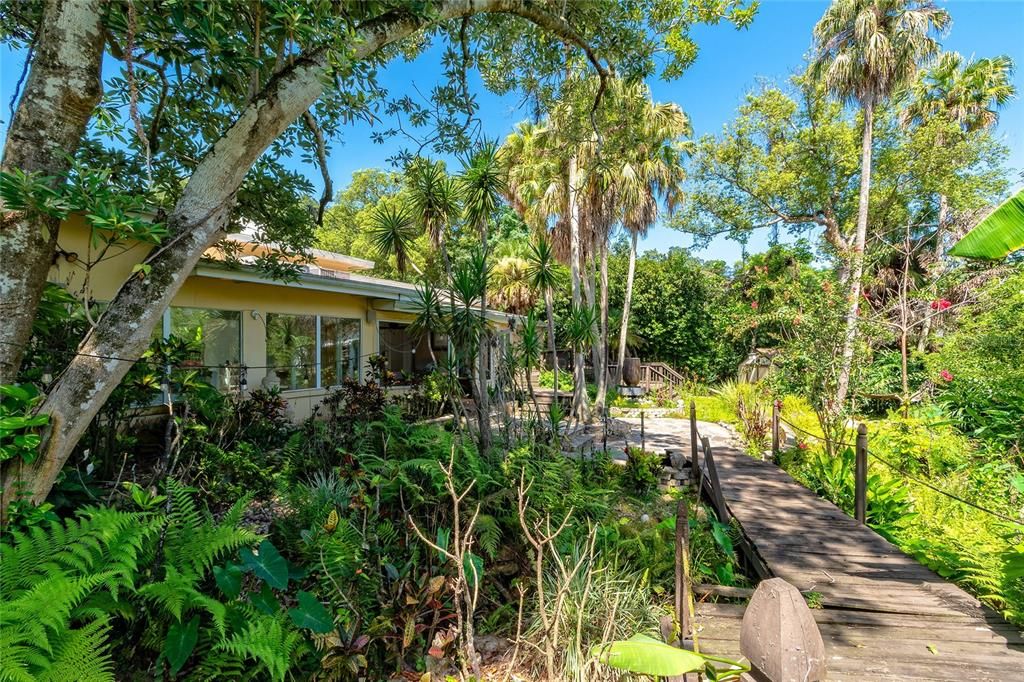 En Venta: $950,000 (3 camas, 3 baños, 2586 Pies cuadrados)