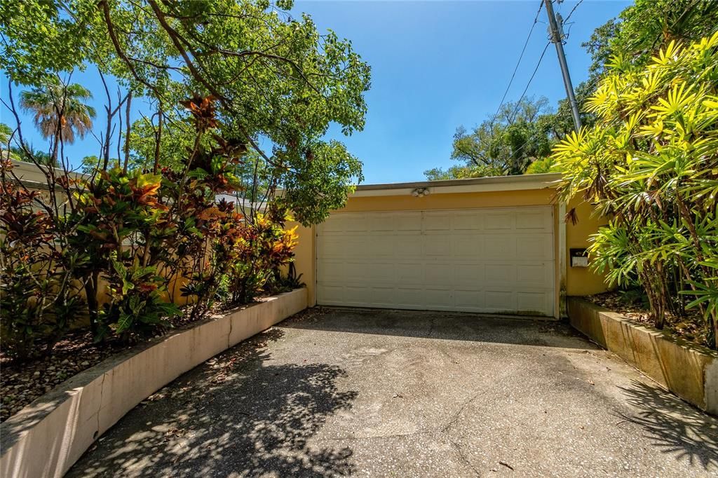 En Venta: $950,000 (3 camas, 3 baños, 2586 Pies cuadrados)