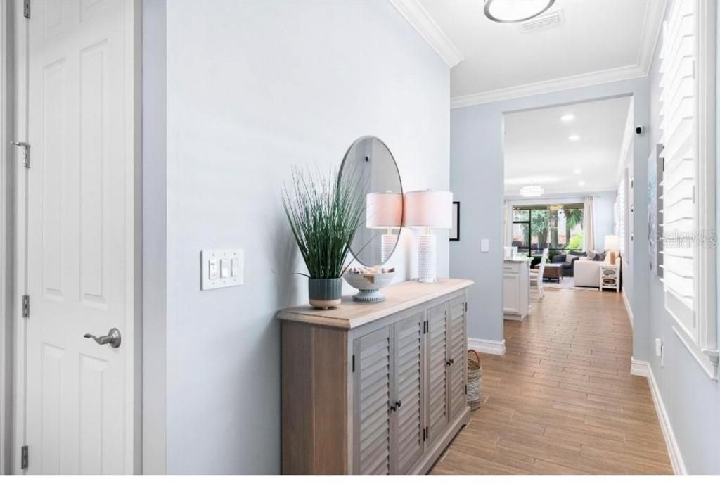 Activo con contrato: $375,000 (3 camas, 2 baños, 1602 Pies cuadrados)