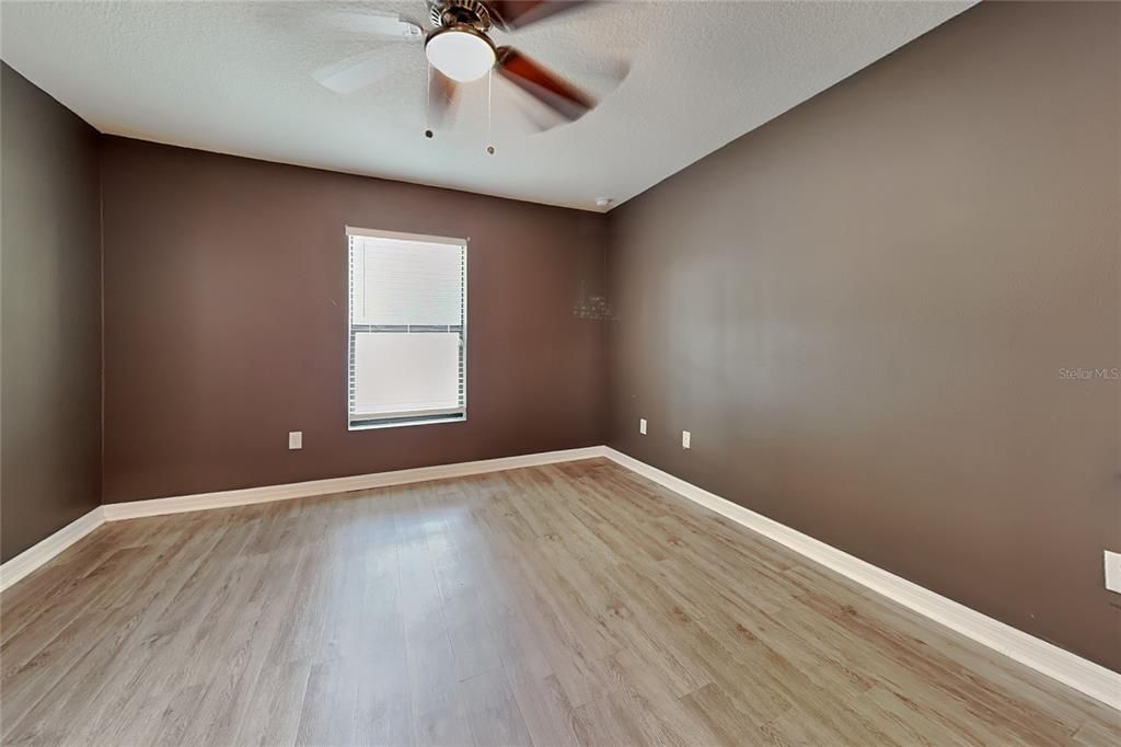 В аренду: $1,799 (4 спален, 2 ванн, 1358 Квадратных фут)