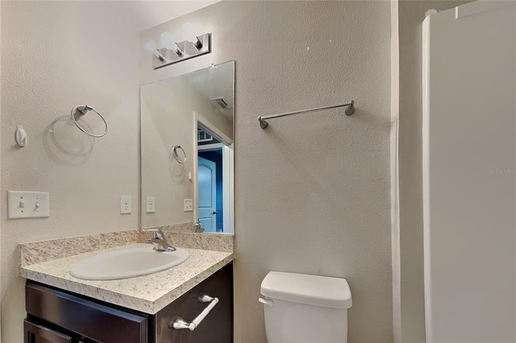 В аренду: $1,799 (4 спален, 2 ванн, 1358 Квадратных фут)