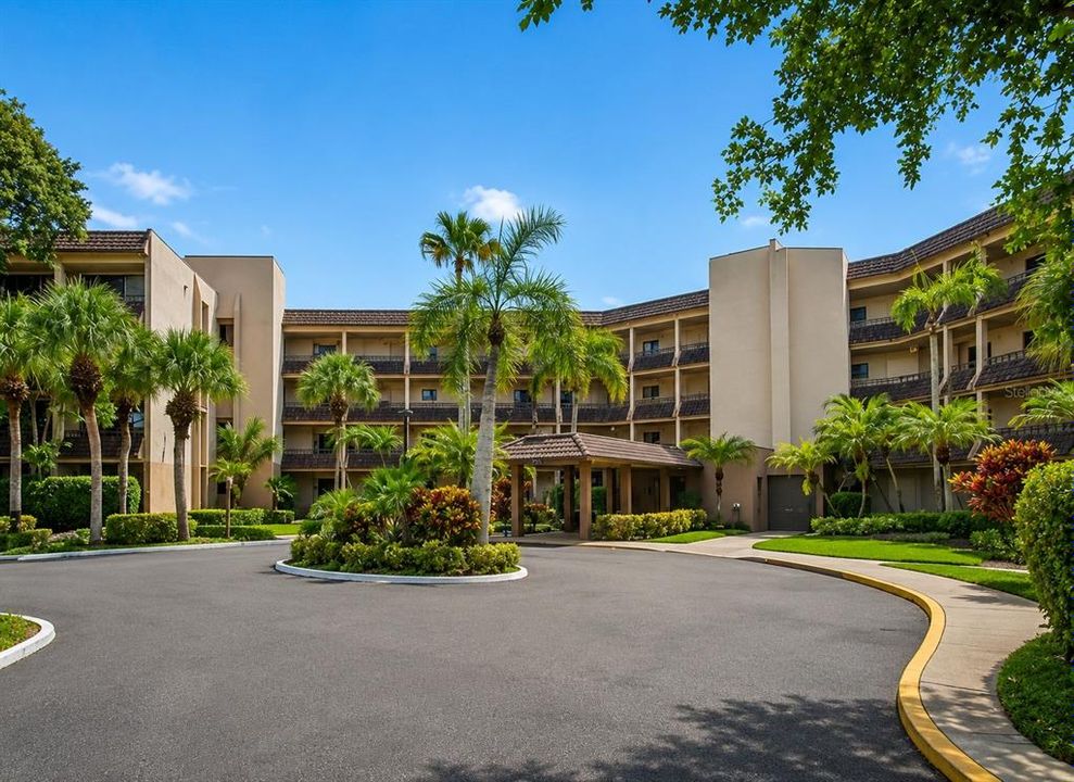 En Venta: $249,900 (3 camas, 2 baños, 2035 Pies cuadrados)