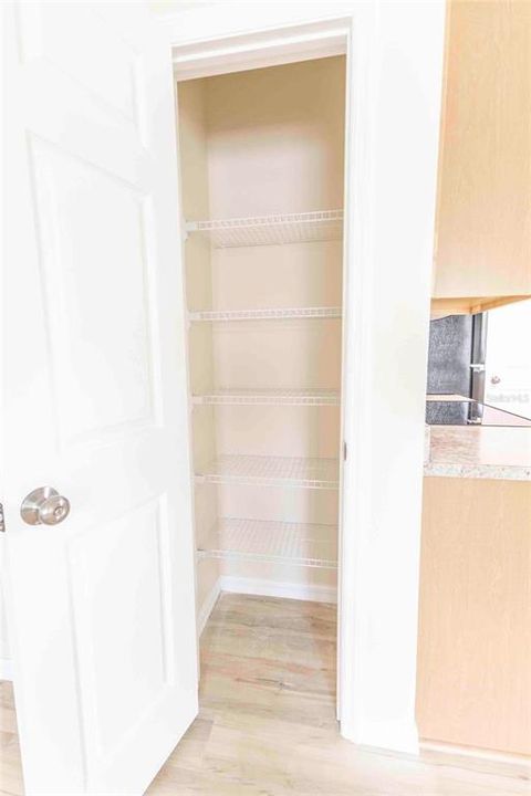 For Sale: $254,900 (3 beds, 1 baths, 1152 Square Feet)