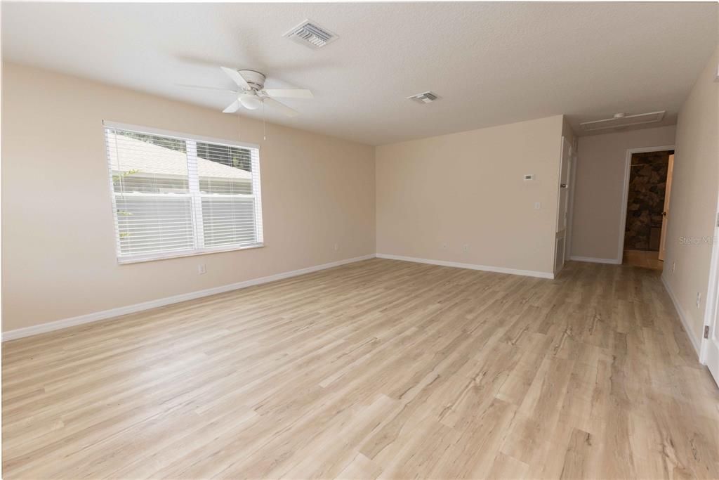 En Venta: $254,900 (3 camas, 1 baños, 1152 Pies cuadrados)