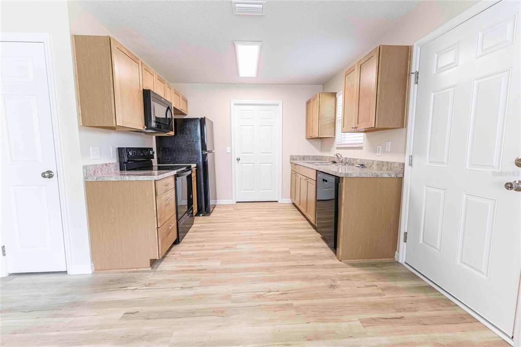 En Venta: $254,900 (3 camas, 1 baños, 1152 Pies cuadrados)