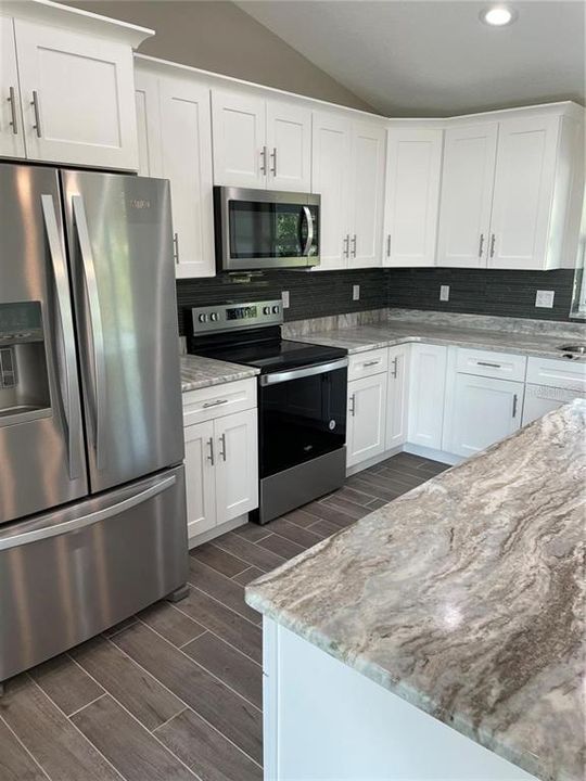 For Sale: $399,900 (3 beds, 2 baths, 1508 Square Feet)