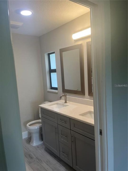 For Sale: $399,900 (3 beds, 2 baths, 1508 Square Feet)