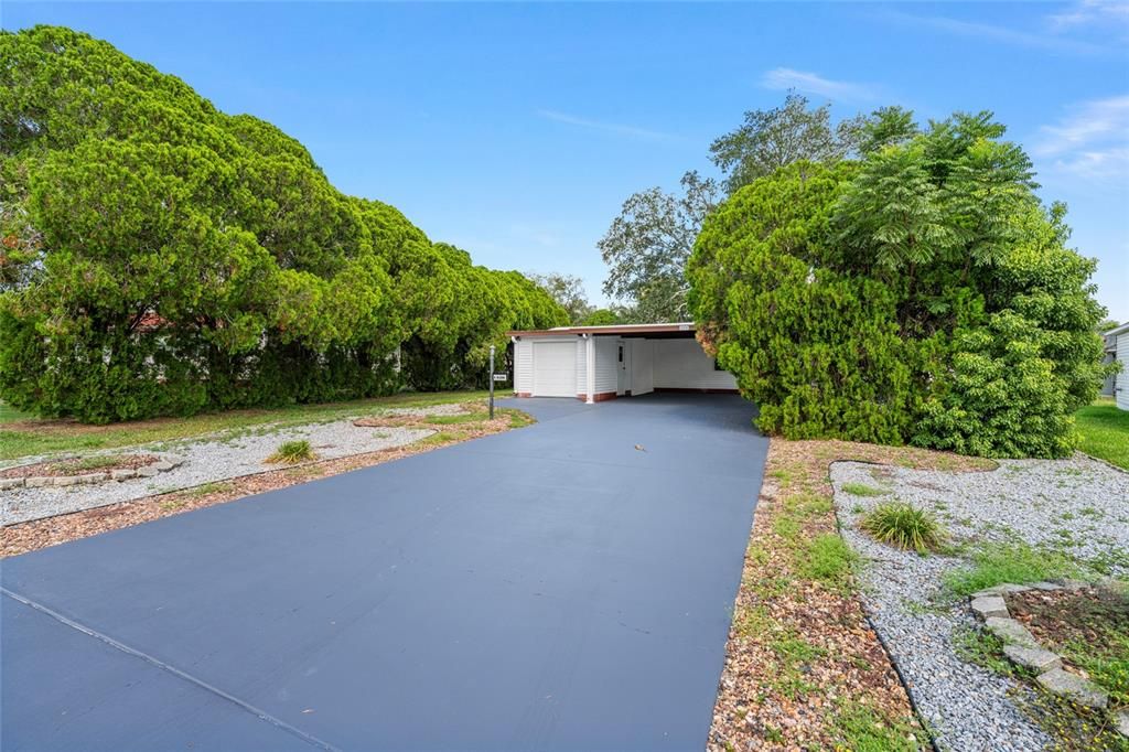 For Sale: $199,500 (2 beds, 2 baths, 1248 Square Feet)
