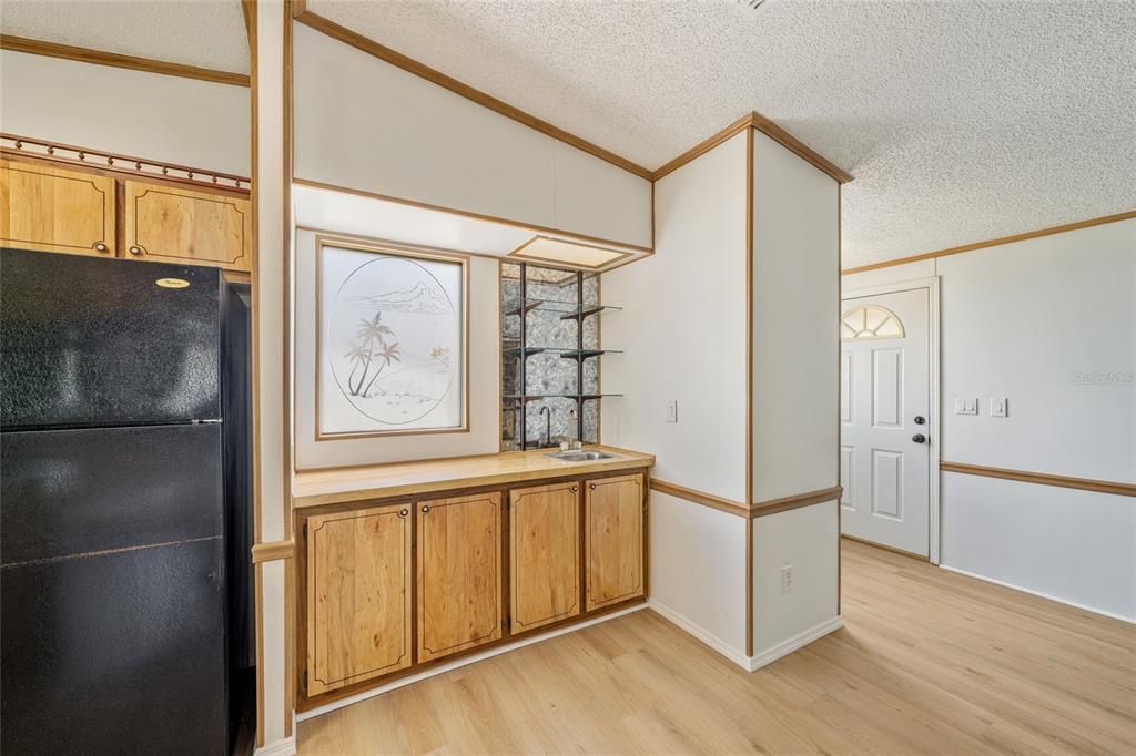 For Sale: $199,500 (2 beds, 2 baths, 1248 Square Feet)