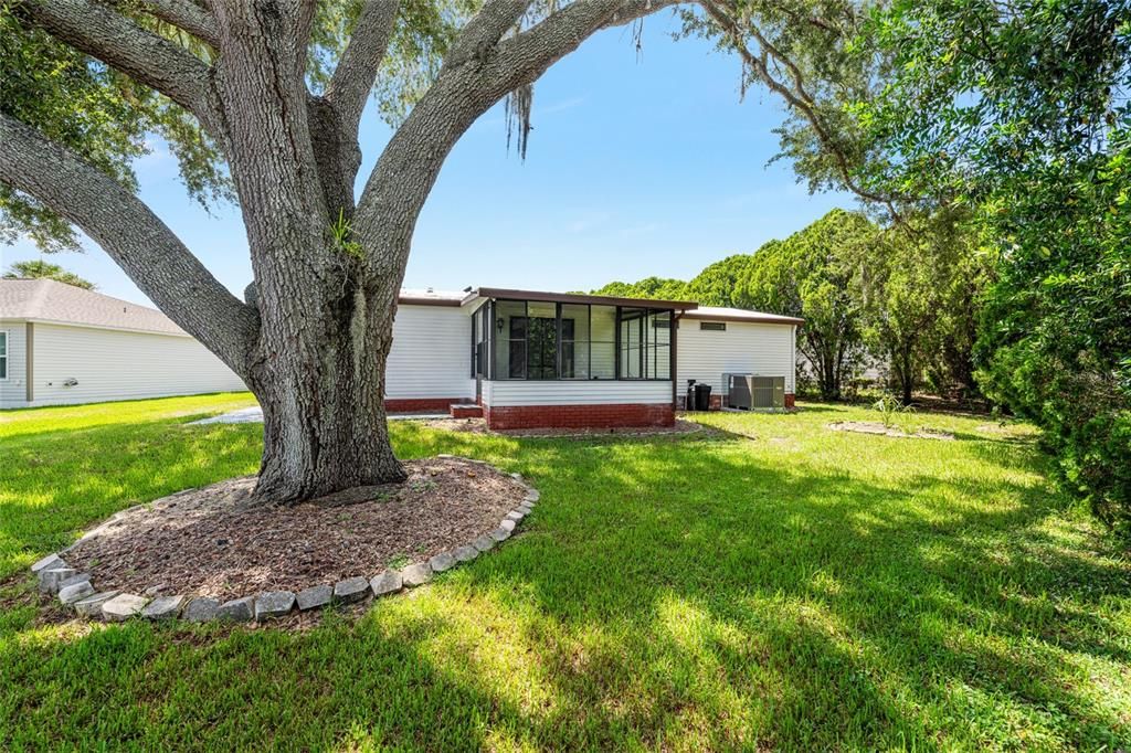 For Sale: $199,500 (2 beds, 2 baths, 1248 Square Feet)