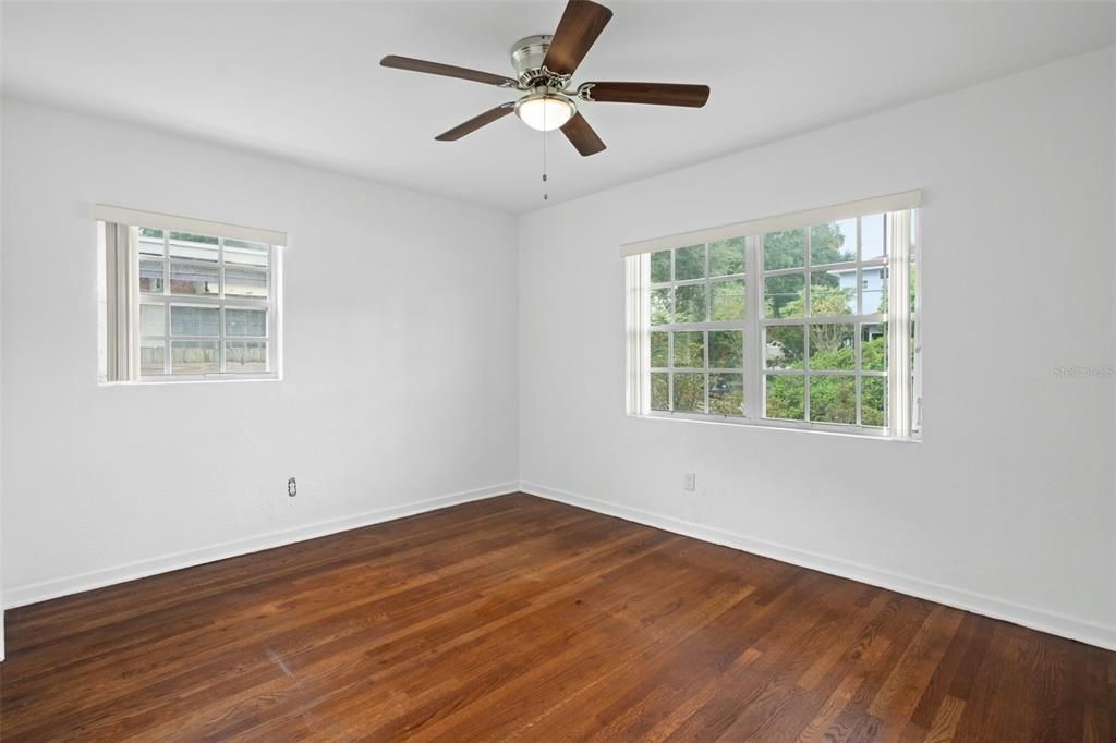 For Sale: $799,000 (6 beds, 0 baths, 2710 Square Feet)
