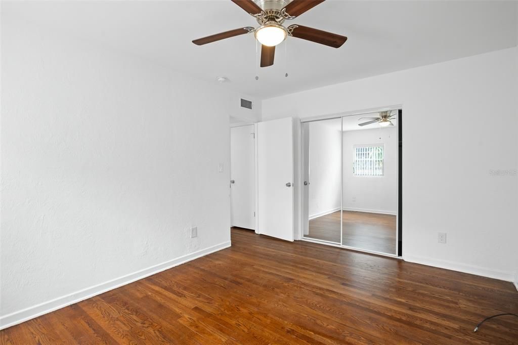 For Sale: $799,000 (6 beds, 0 baths, 2710 Square Feet)