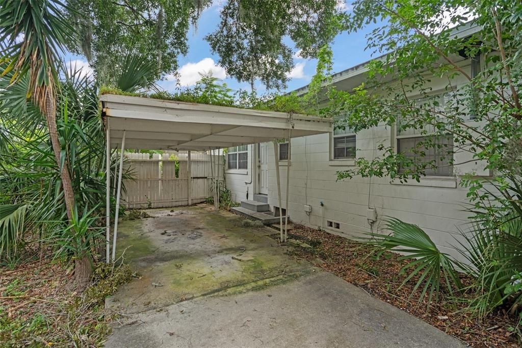 For Sale: $799,000 (6 beds, 0 baths, 2710 Square Feet)