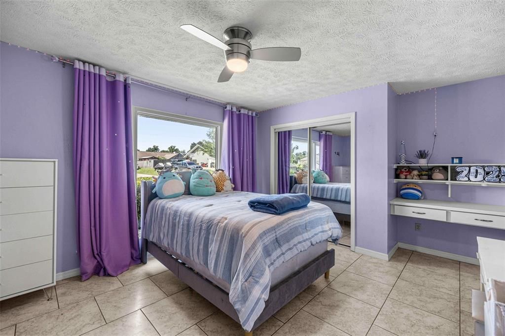 En Venta: $519,000 (5 camas, 3 baños, 3116 Pies cuadrados)
