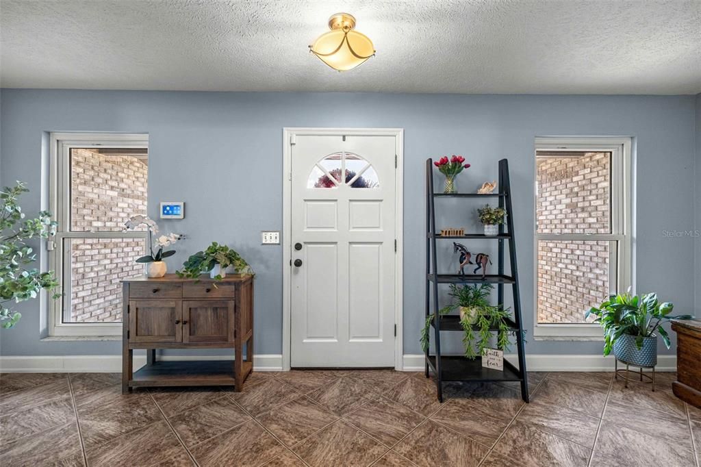 En Venta: $519,000 (5 camas, 3 baños, 3116 Pies cuadrados)
