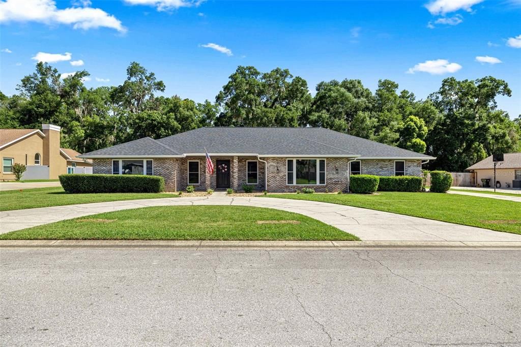 En Venta: $519,000 (5 camas, 3 baños, 3116 Pies cuadrados)