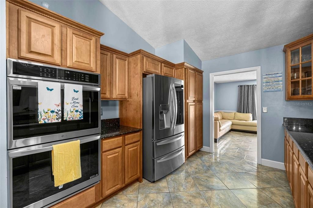 En Venta: $519,000 (5 camas, 3 baños, 3116 Pies cuadrados)