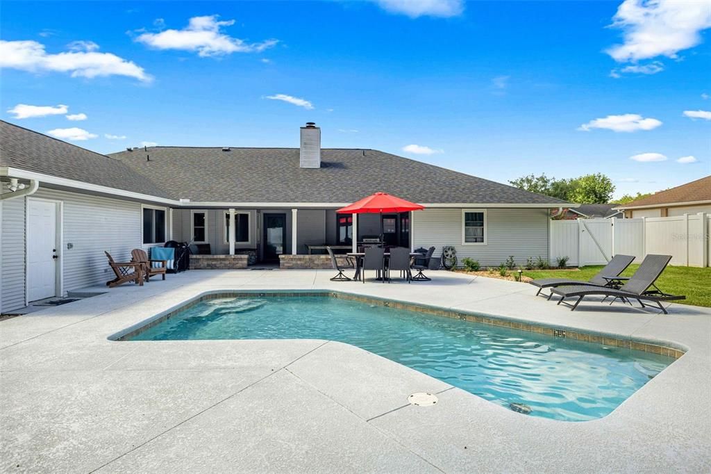 En Venta: $519,000 (5 camas, 3 baños, 3116 Pies cuadrados)