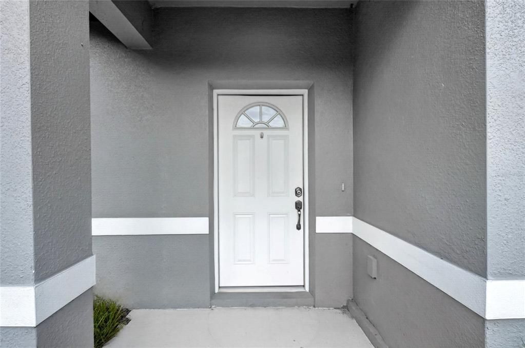 For Sale: $279,500 (4 beds, 2 baths, 1349 Square Feet)