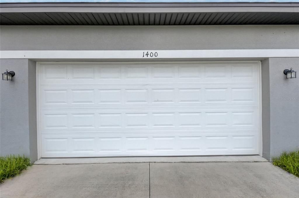 For Sale: $279,500 (4 beds, 2 baths, 1349 Square Feet)