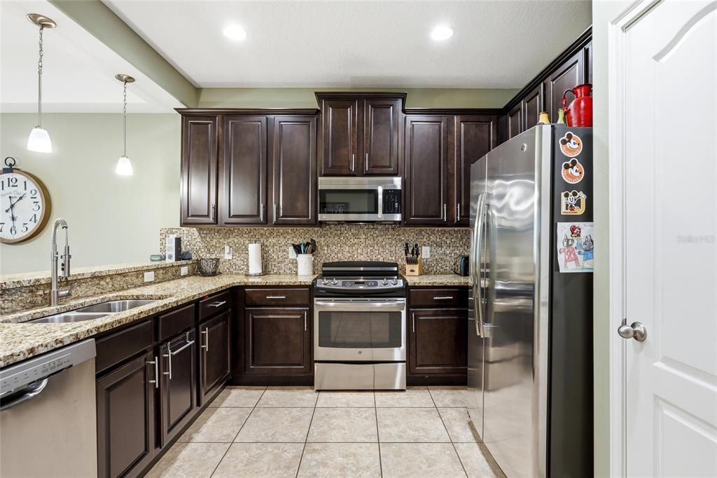 En Venta: $276,700 (3 camas, 2 baños, 1632 Pies cuadrados)